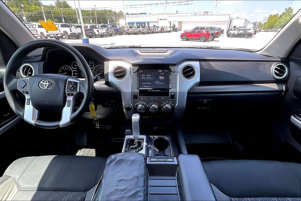 Used 2021 Toyota Tundra SR5 w/ Convenience Package AWD/4WD image 5