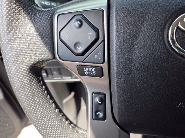 Used 2021 Toyota Tacoma SR5 AWD/4WD image 24