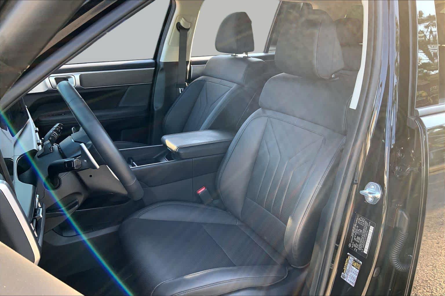 Used 2026 Hyundai Santa Fe SEL AWD/4WD image 7