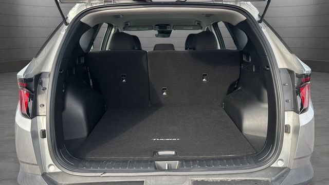 Used 2023 Hyundai Tucson SE image 26