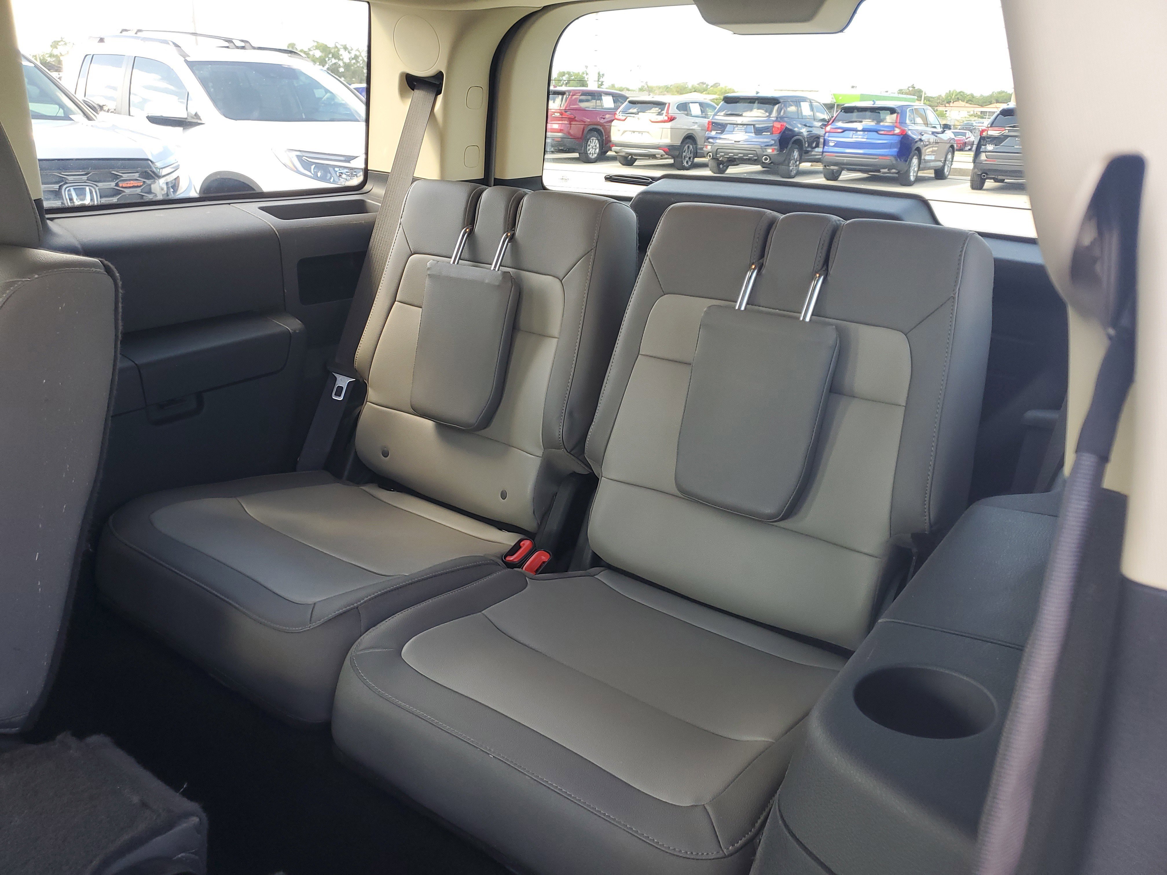 Used 2019 Ford Flex SEL w/ Equipment Group 202A AWD/4WD image 11