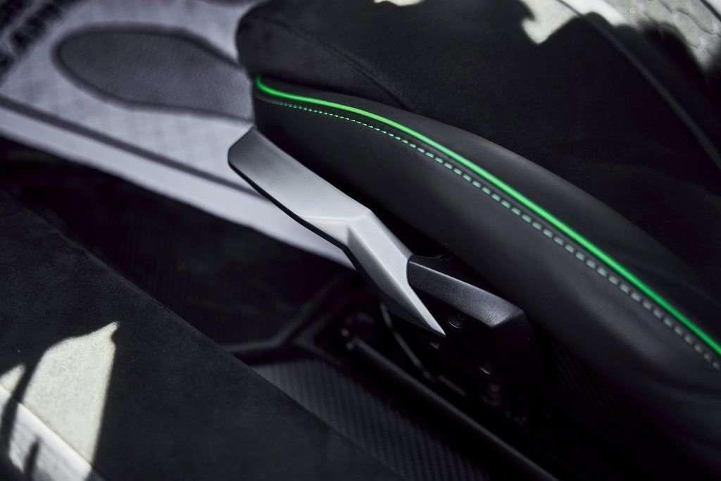 Used 2024 Lamborghini Huracan Sterrato image 37