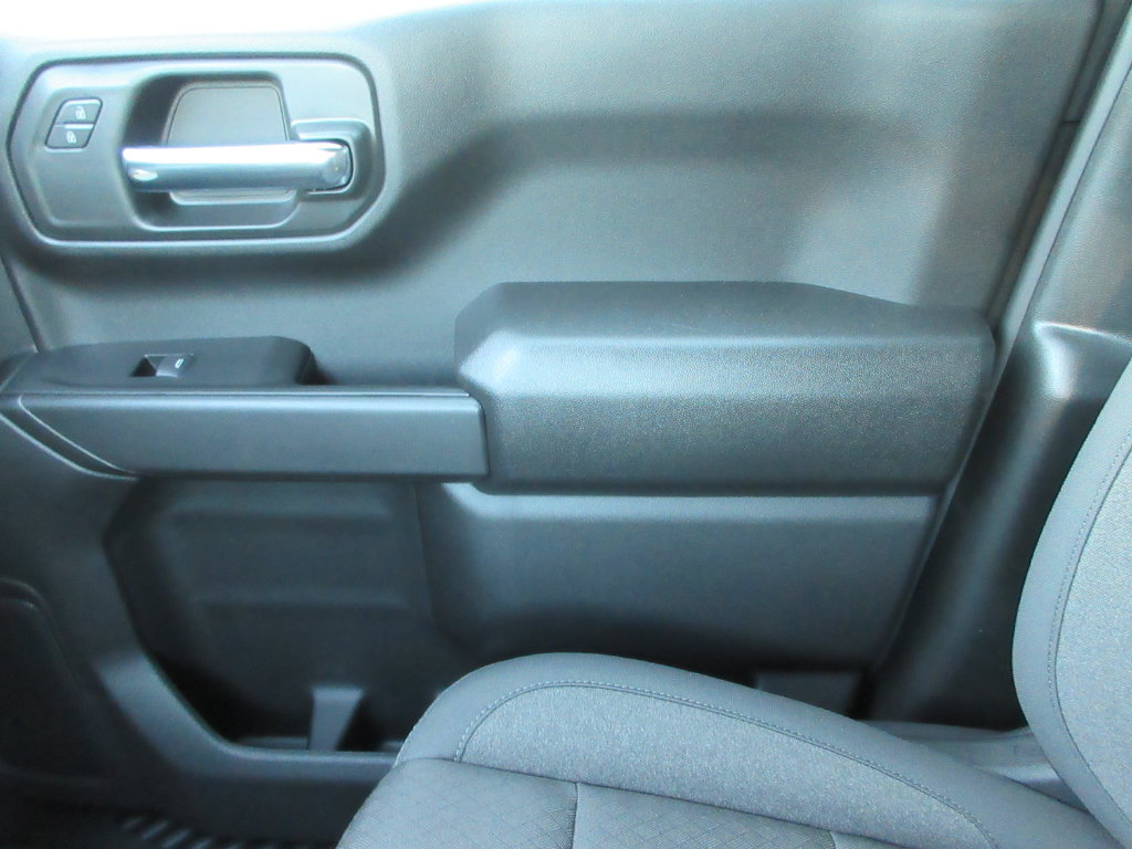 New 2026 Chevrolet Silverado 1500 Custom w/ Turbomax Blackout Package AWD/4WD image 31