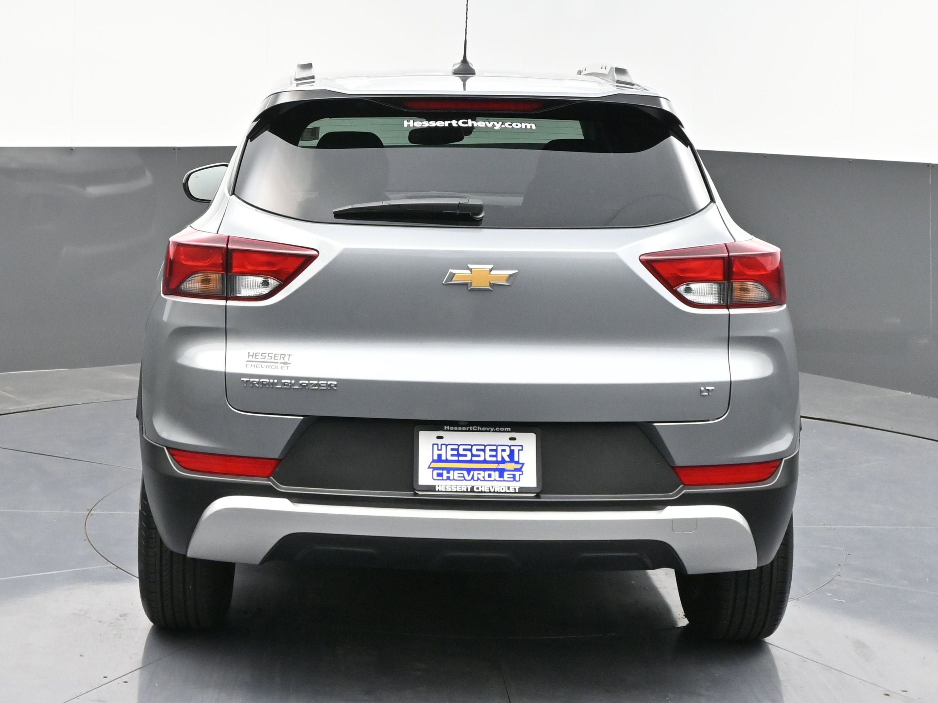 Certified 2023 Chevrolet TrailBlazer LT w/ Convenience Package FWD image 6