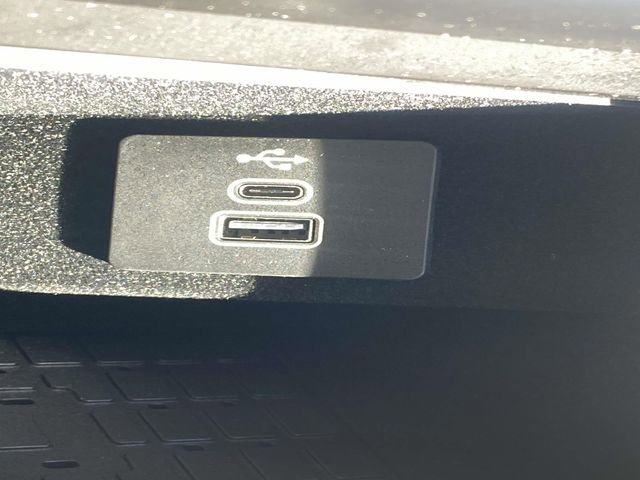 New 2026 Lincoln Navigator Reserve AWD/4WD image 24