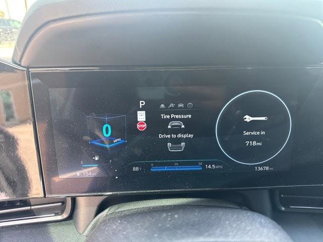 Used 2025 Hyundai Elantra N image 11