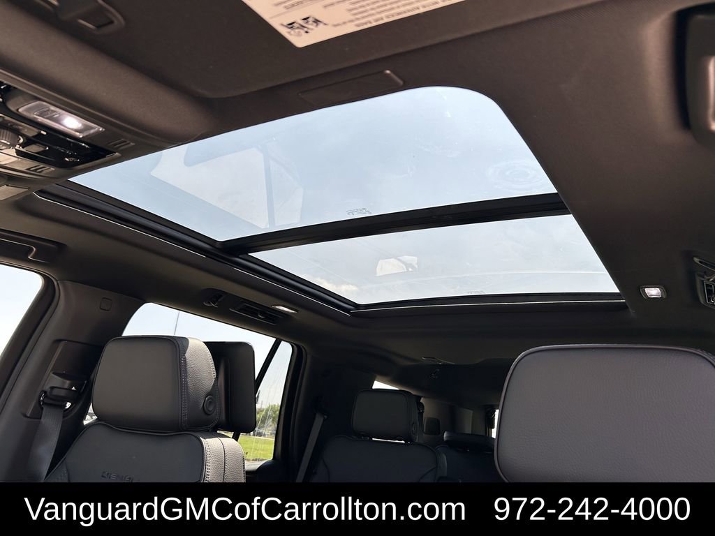 New 2026 GMC Yukon Denali w/ Denali Reserve Package image 21