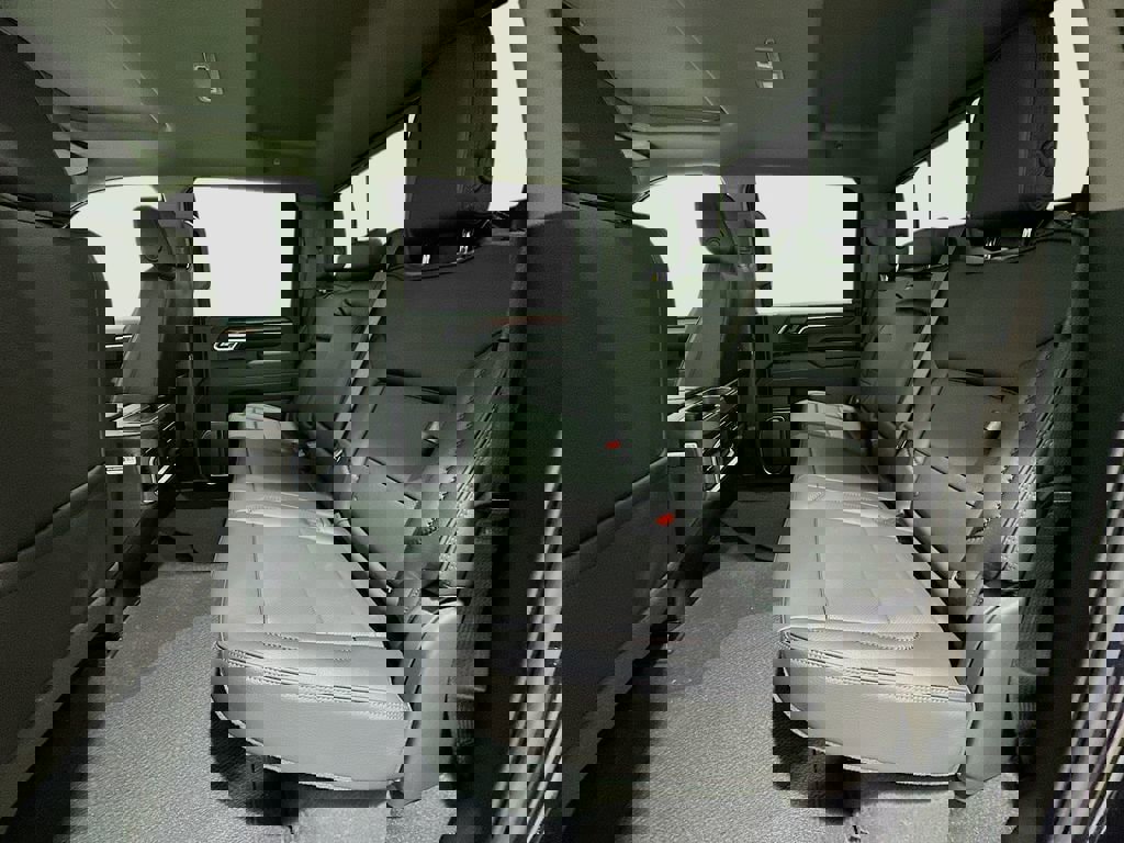 New 2026 GMC Sierra 2500 Denali w/ Denali Reserve Package image 25