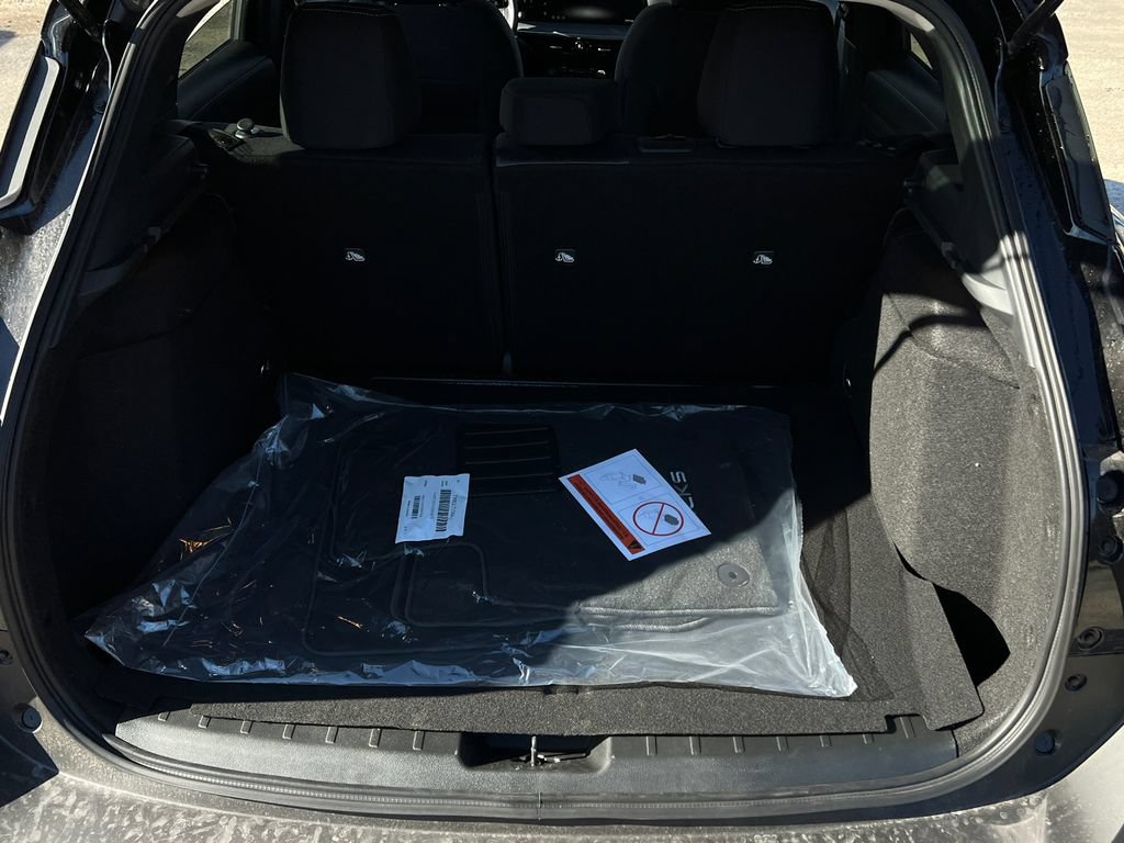 New 2026 Nissan Kicks SV w/ Cold Weather Package AWD/4WD image 20
