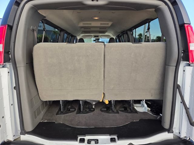 Certified 2025 Chevrolet Express 3500 LT w/ LT Preferred Equipment Group RWD image 12
