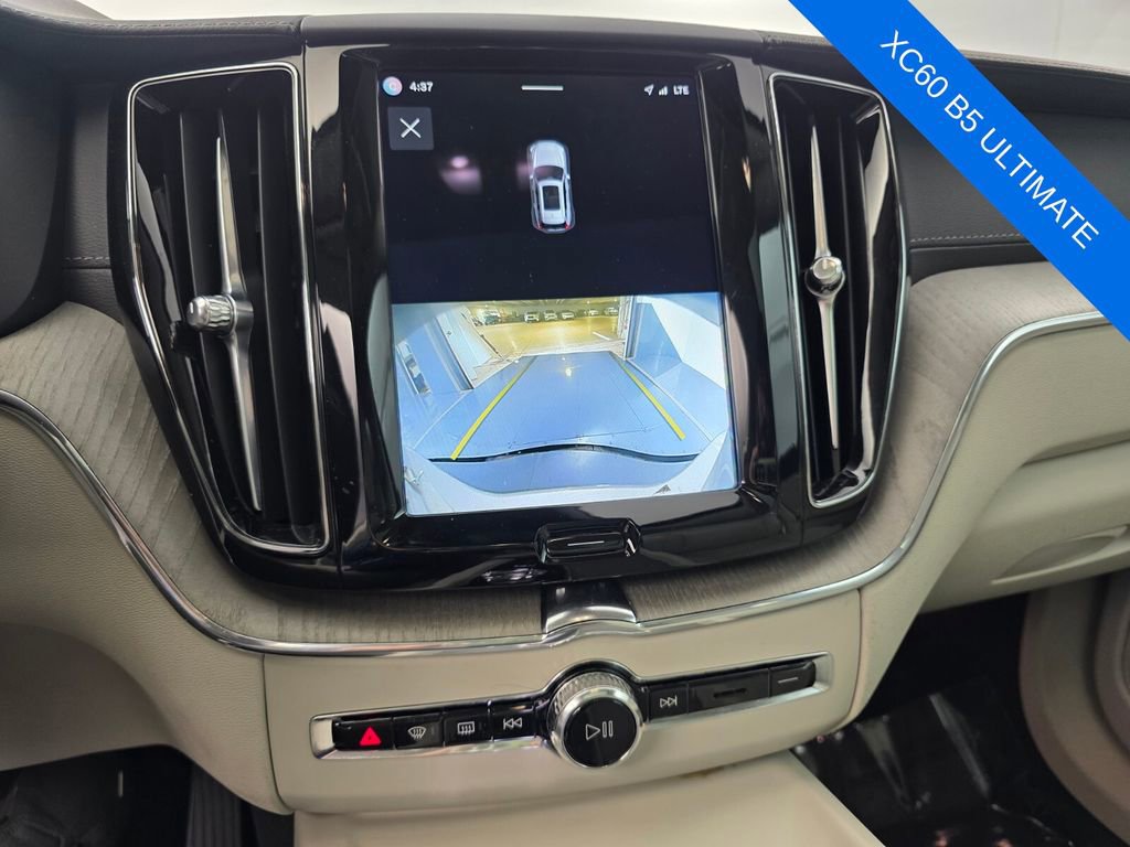 Used 2023 Volvo XC60 B5 Ultimate image 23