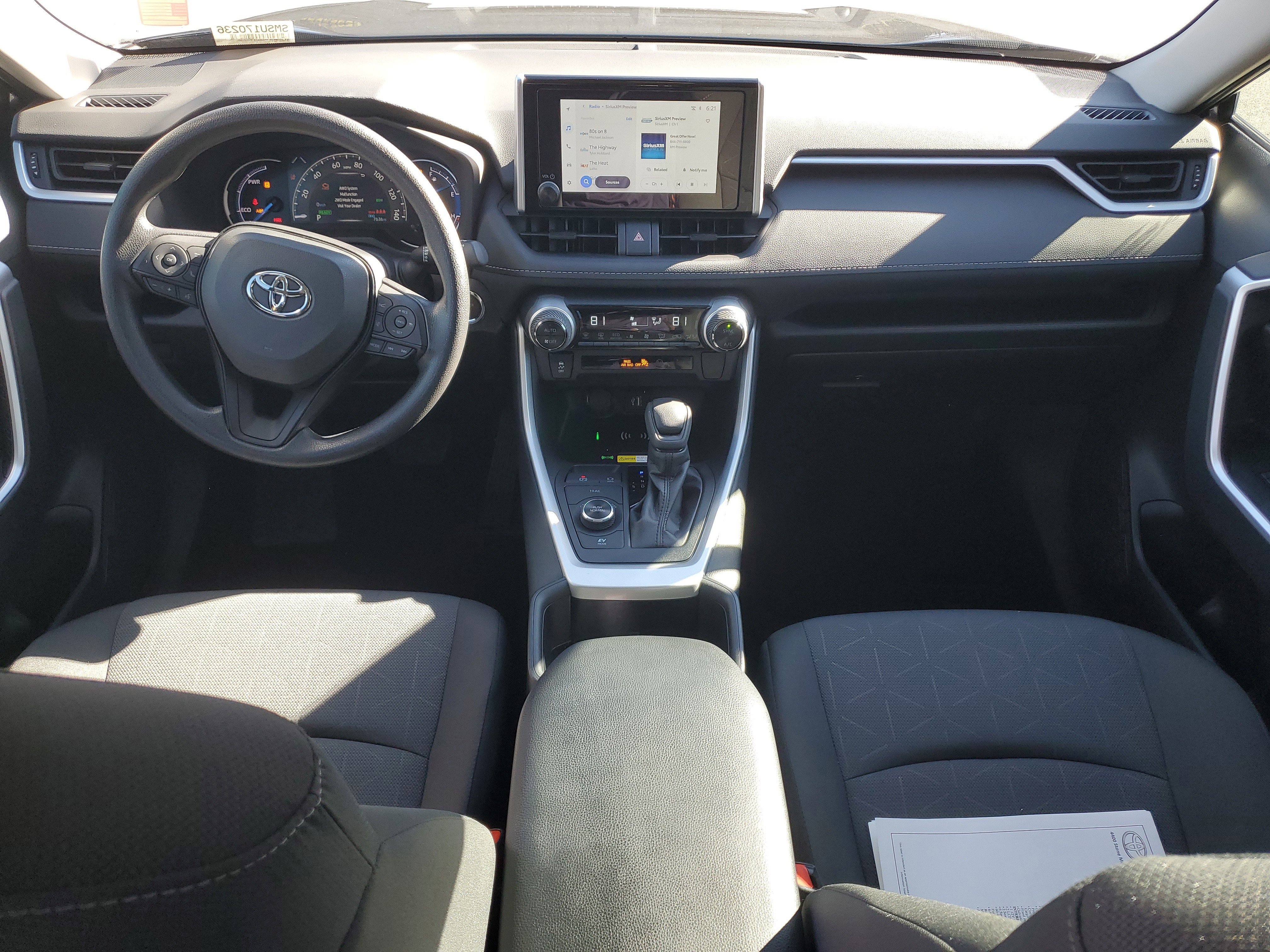 Used 2025 Toyota RAV4 XLE image 15