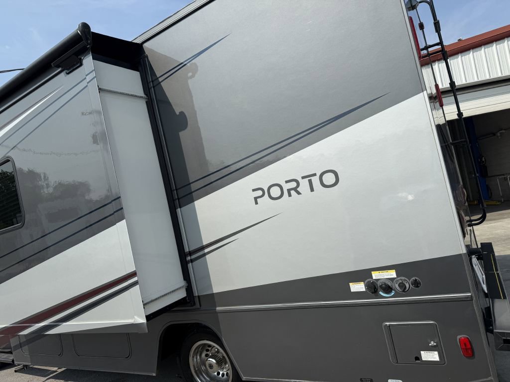 Used 2019 Mercedes-Benz Sprinter 170 image 26