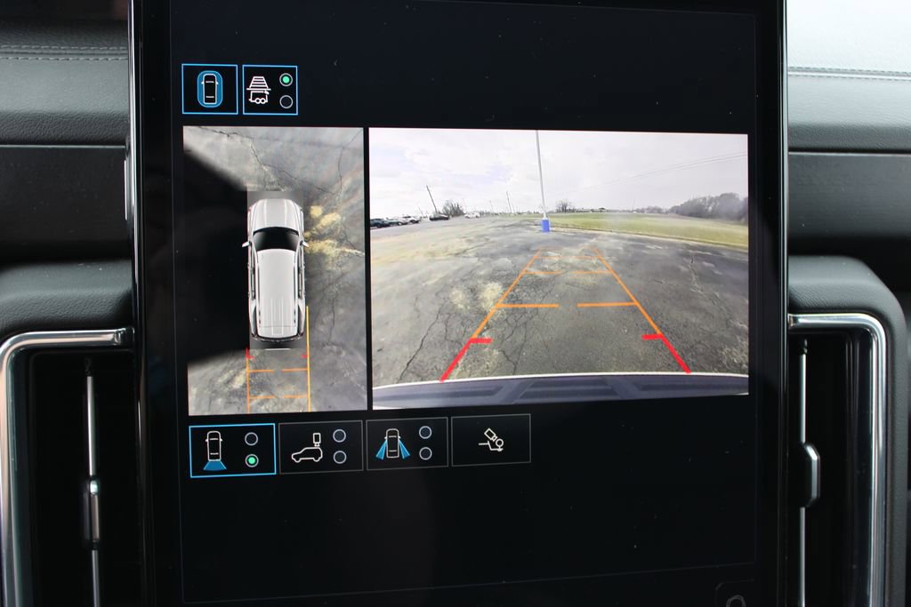 Used 2025 GMC Yukon Denali image 53