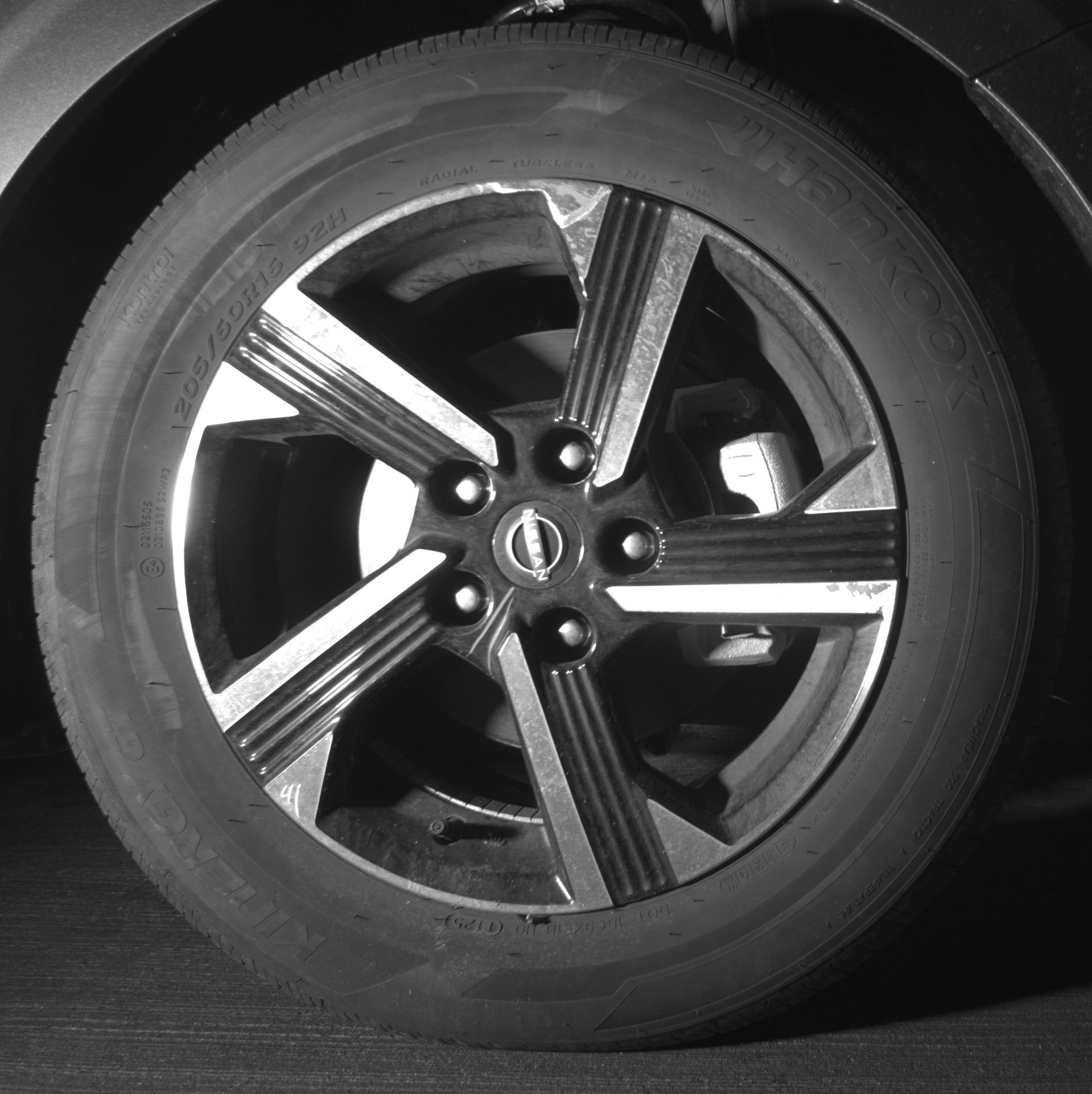 Used 2025 Nissan Sentra SV FWD image 13
