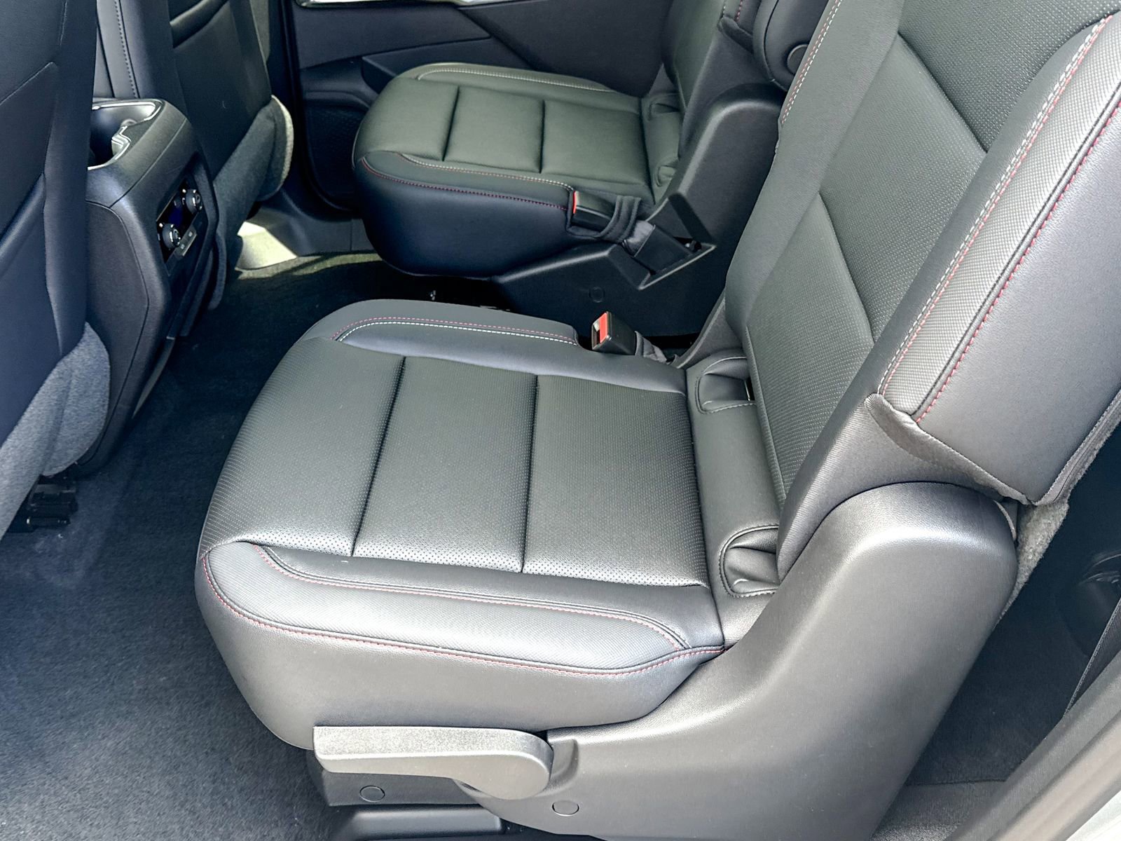 New 2026 Chevrolet Traverse Z71 AWD/4WD image 23