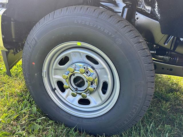 New 2026 Ford F250 XL w/ XL Chrome Package image 21