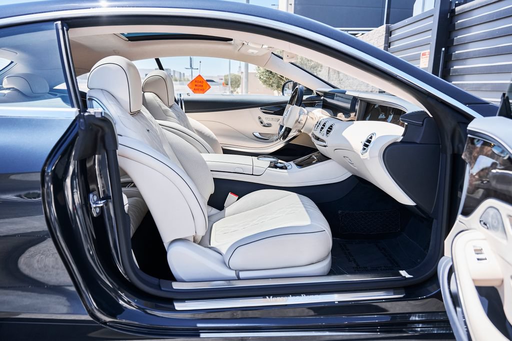 Used 2020 Mercedes-Benz S 560 4MATIC Coupe image 23