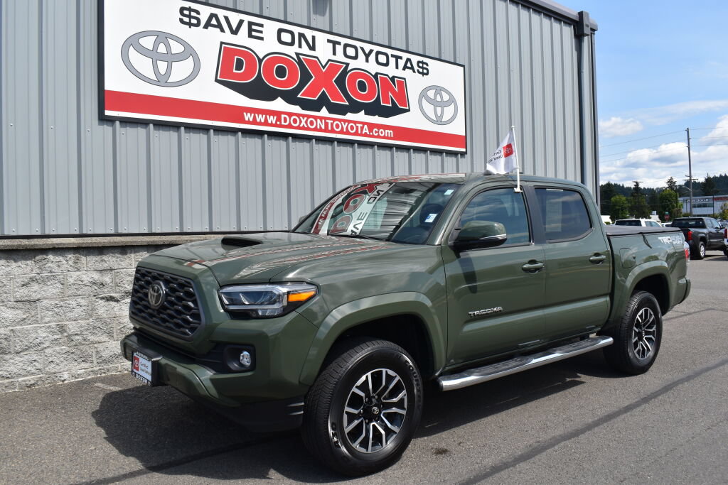 Certified 2021 Toyota Tacoma TRD Sport w/ TRD Premium Sport Package AWD/4WD image 1