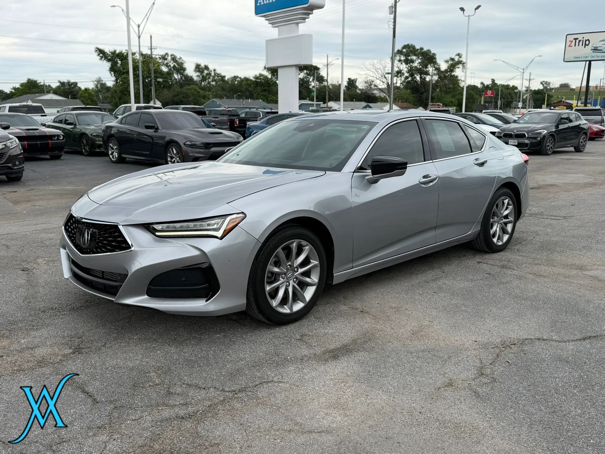 Used 2023 Acura TLX FWD image 3