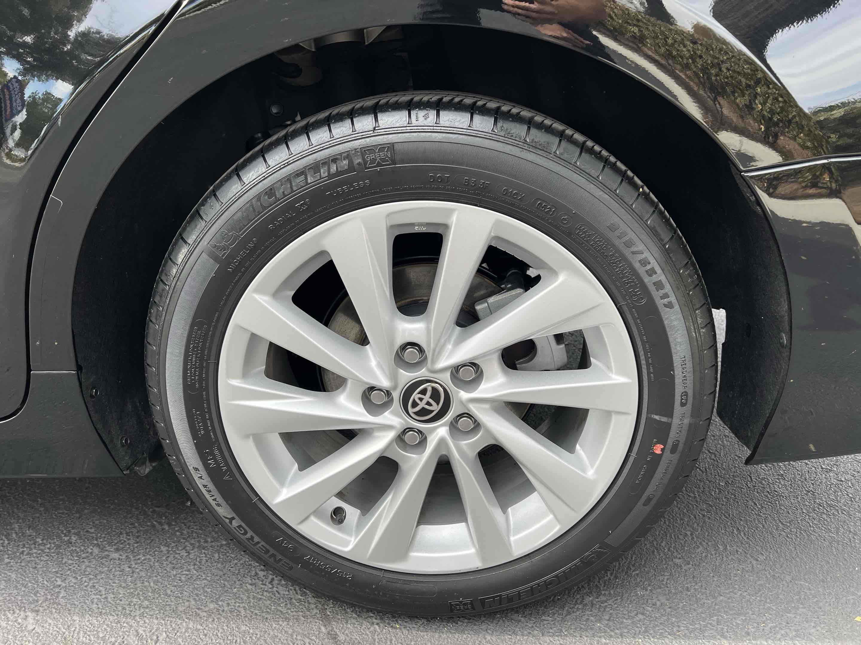 Used 2021 Toyota Camry LE image 76