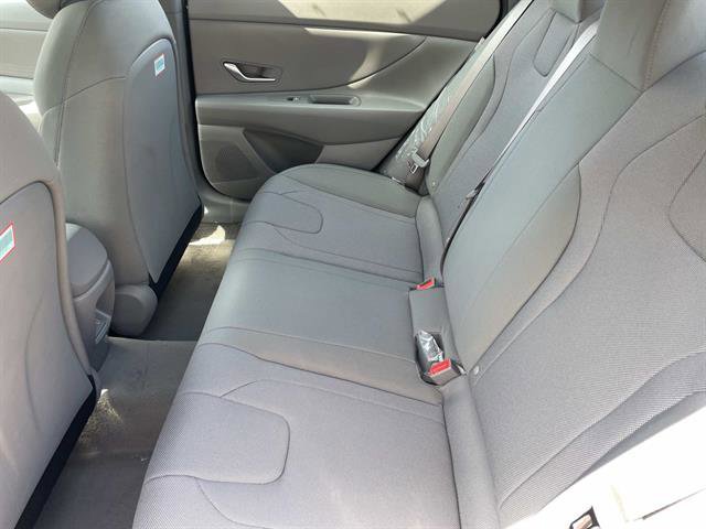 New 2026 Hyundai Elantra SE FWD image 22