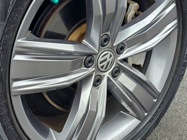 Used 2021 Volkswagen Tiguan SEL image 7