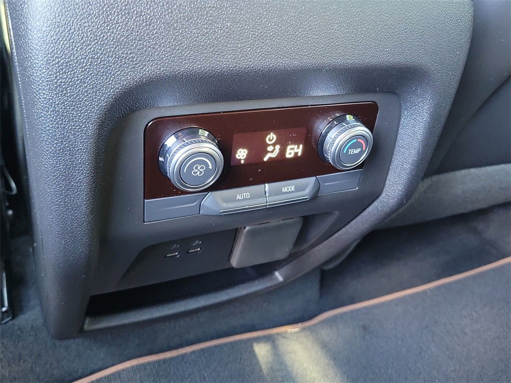 Used 2025 GMC Acadia AT4 image 20