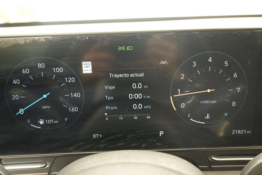 Used 2024 Hyundai Kona SEL w/ Convenience Package FWD image 13