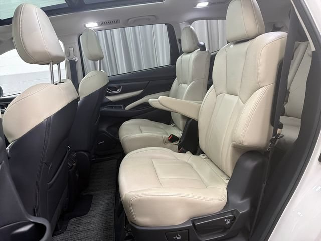 Used 2021 Subaru Ascent Limited w/ Technology Package AWD/4WD image 14