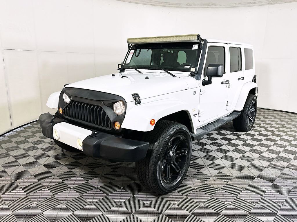 Used 2014 Jeep Wrangler Unlimited Sahara w/ Connectivity Group image 6