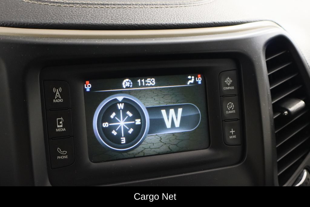Used 2015 Jeep Cherokee Latitude w/ Comfort/Convenience Group FWD image 28