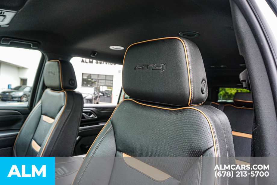 Used 2023 GMC Yukon XL AT4 AWD/4WD image 18