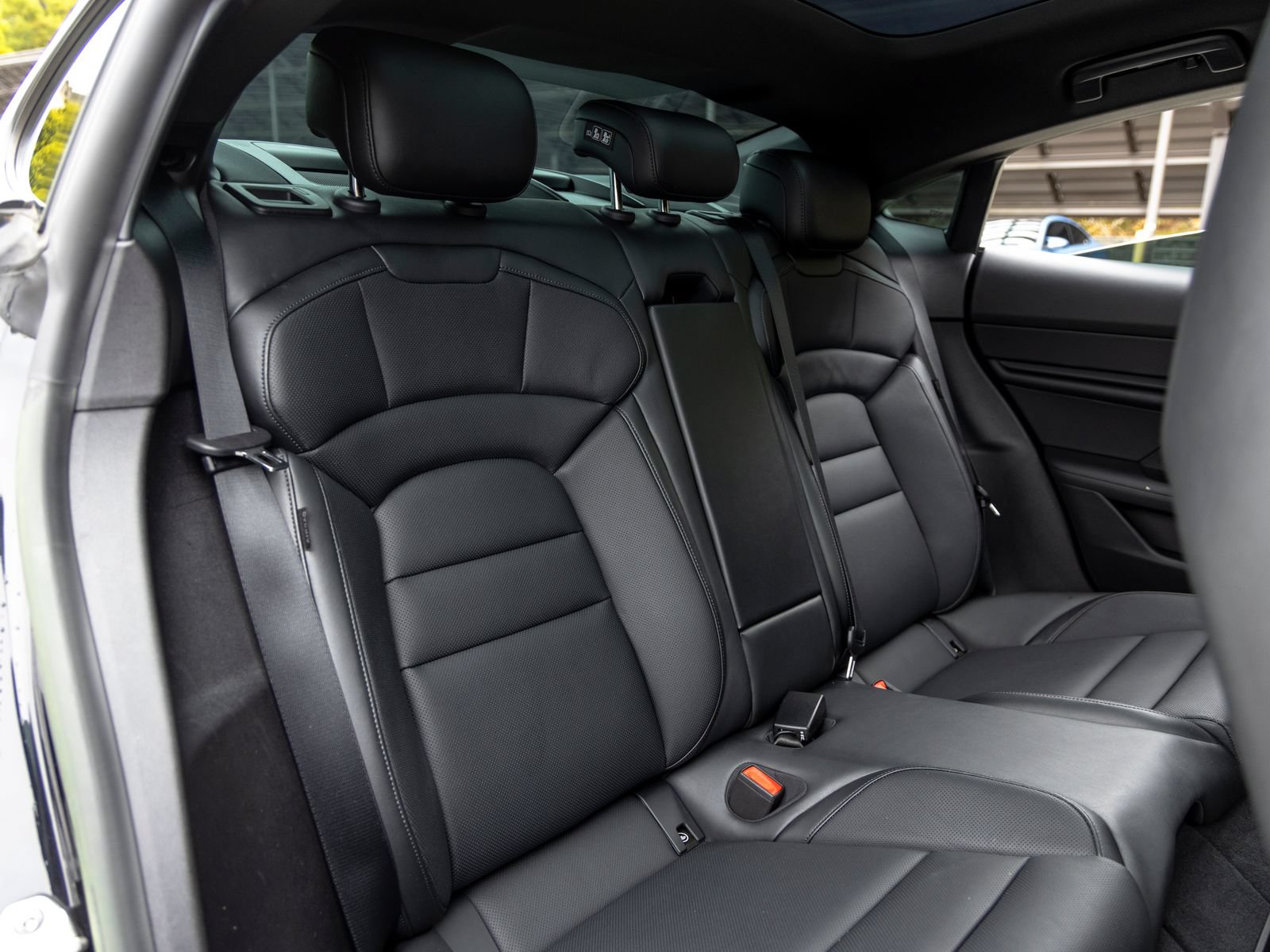 Certified 2023 Porsche Taycan w/ Premium Package RWD image 48