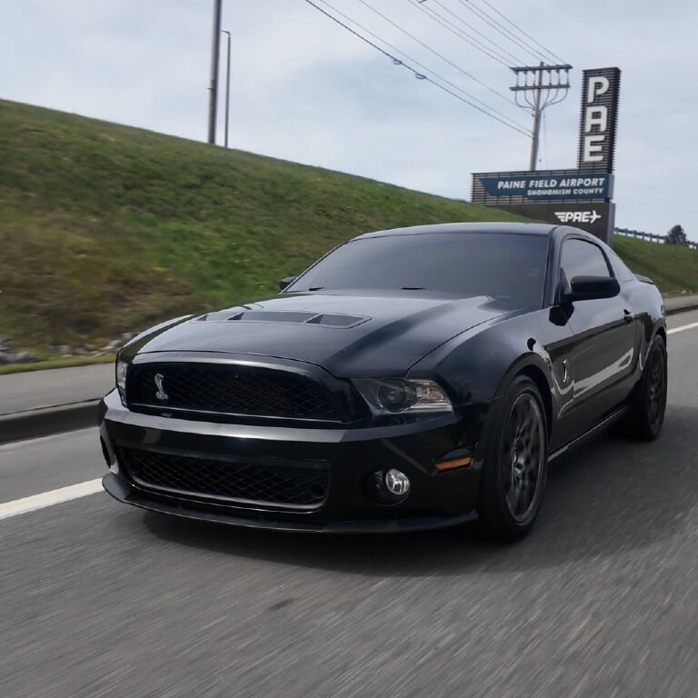 Used 2012 Ford Mustang Shelby GT500 w/ SVT Performance Pkg image 9