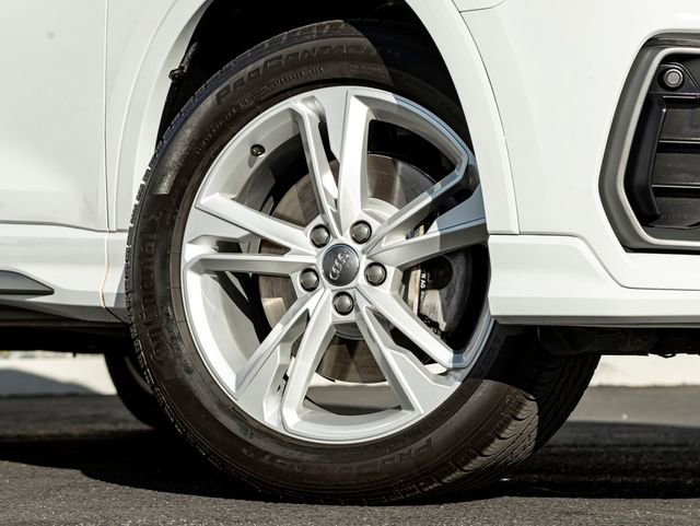 Used 2020 Audi Q3 2.0T Premium w/ Convenience Package image 12