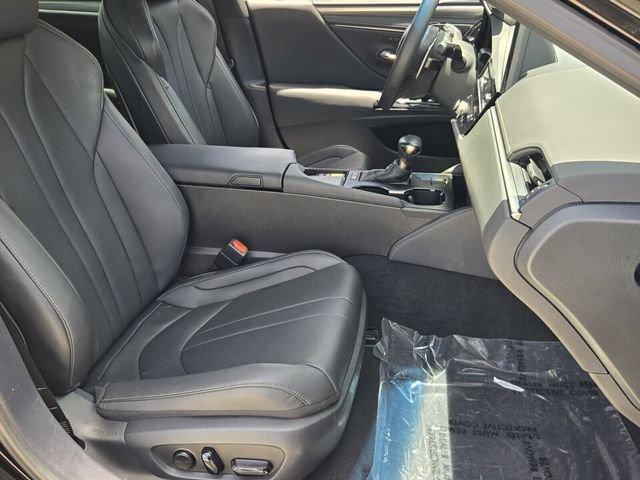 Used 2024 Lexus ES 300h F Sport FWD image 16