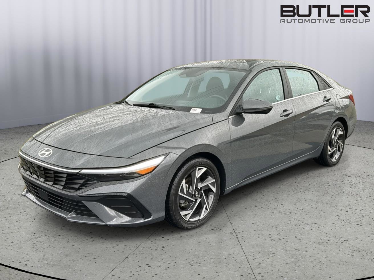 Used 2024 Hyundai Elantra Limited image 1