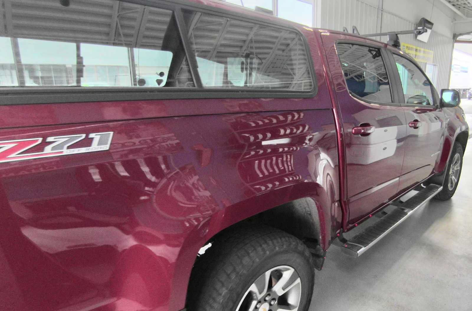 Used 2018 Chevrolet Colorado Z71 AWD/4WD image 4