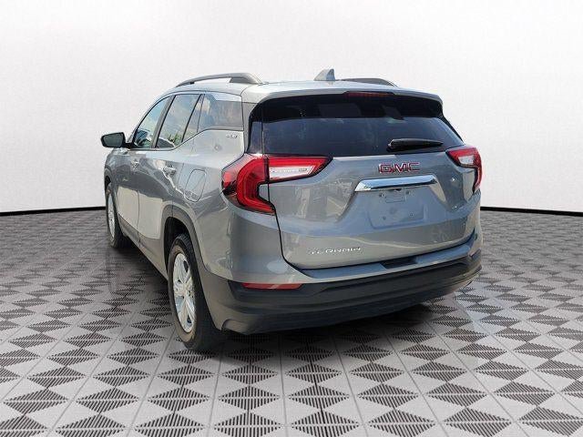 Used 2024 GMC Terrain SLE w/ Driver Convenience Package FWD image 4