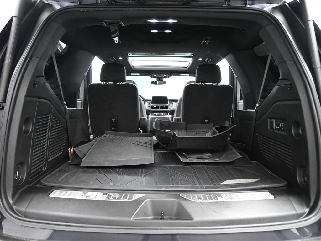 Used 2022 Chevrolet Tahoe RST w/ Luxury Package image 23