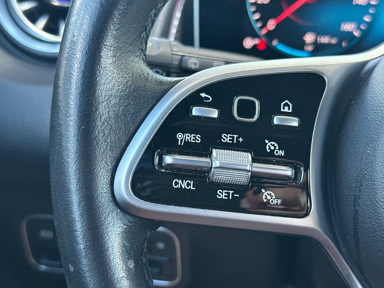 Certified 2021 Mercedes-Benz GLB 250 image 26