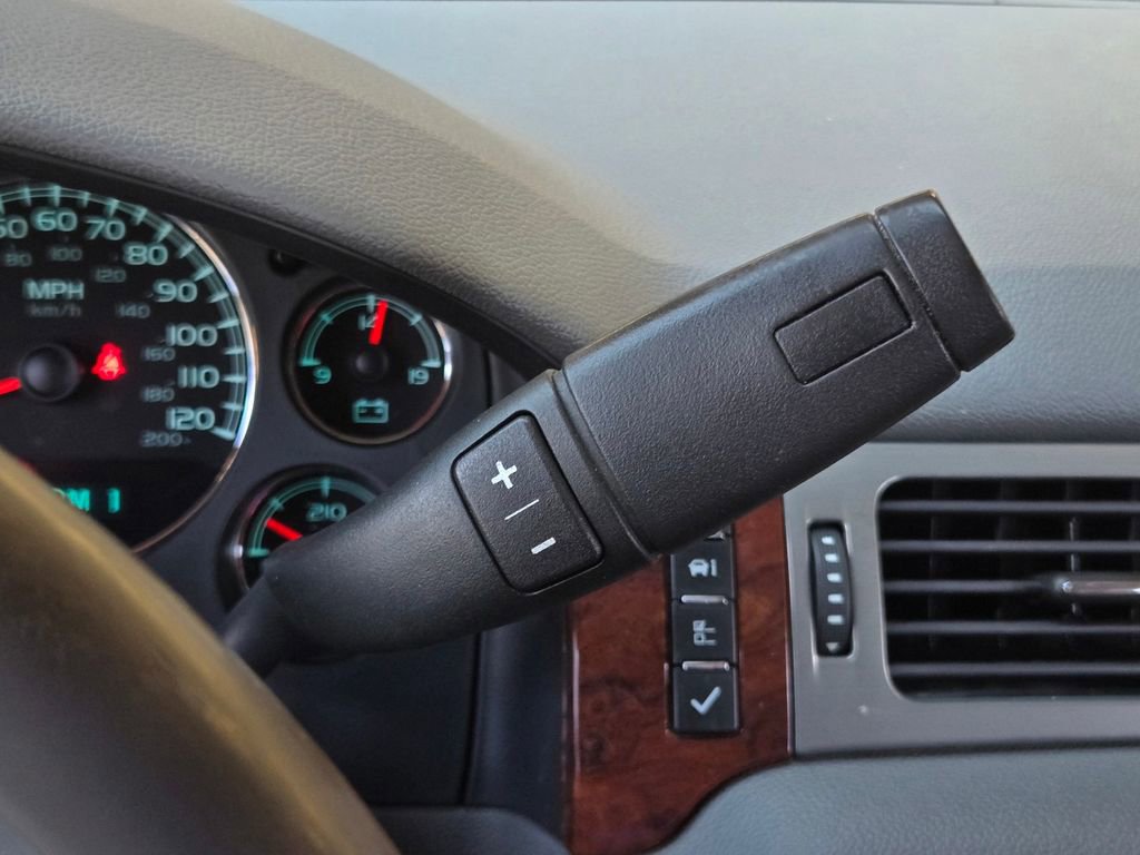 Used 2010 Chevrolet Silverado 2500 LTZ w/ Convenience Package image 24