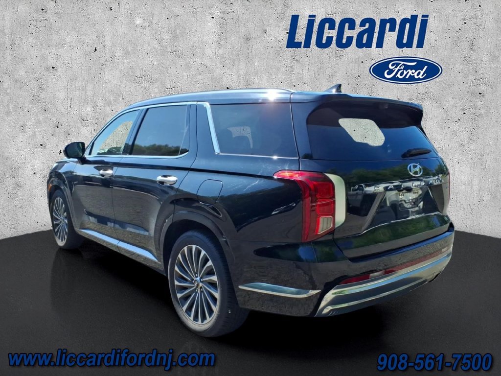 Used 2024 Hyundai Palisade Calligraphy AWD/4WD image 3