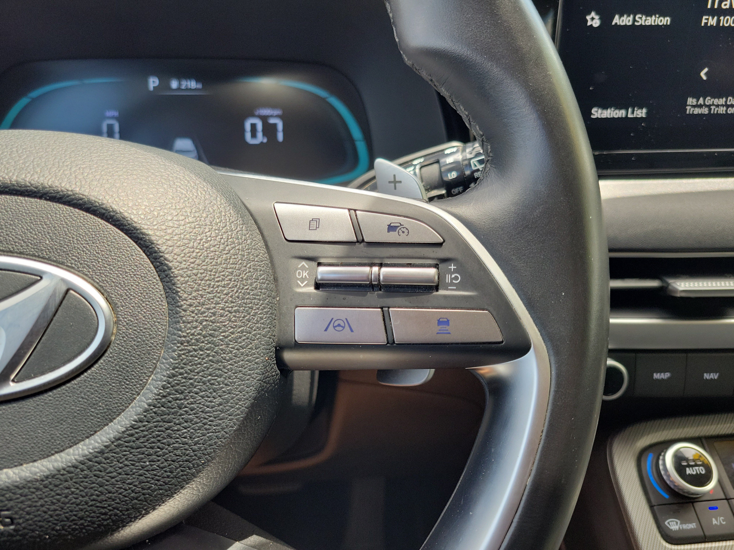 Used 2024 Hyundai Palisade SEL FWD image 22