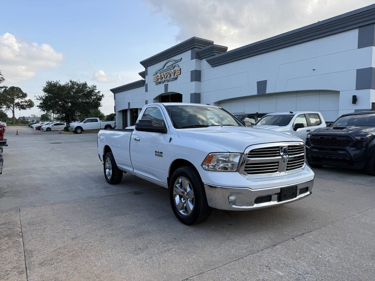 Used 2016 RAM 1500 Lone Star RWD image 2