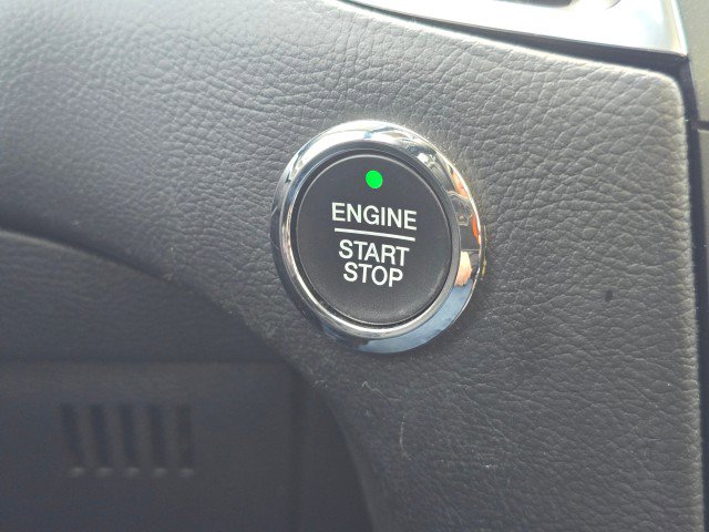 Used 2015 Ford Edge Sport image 34