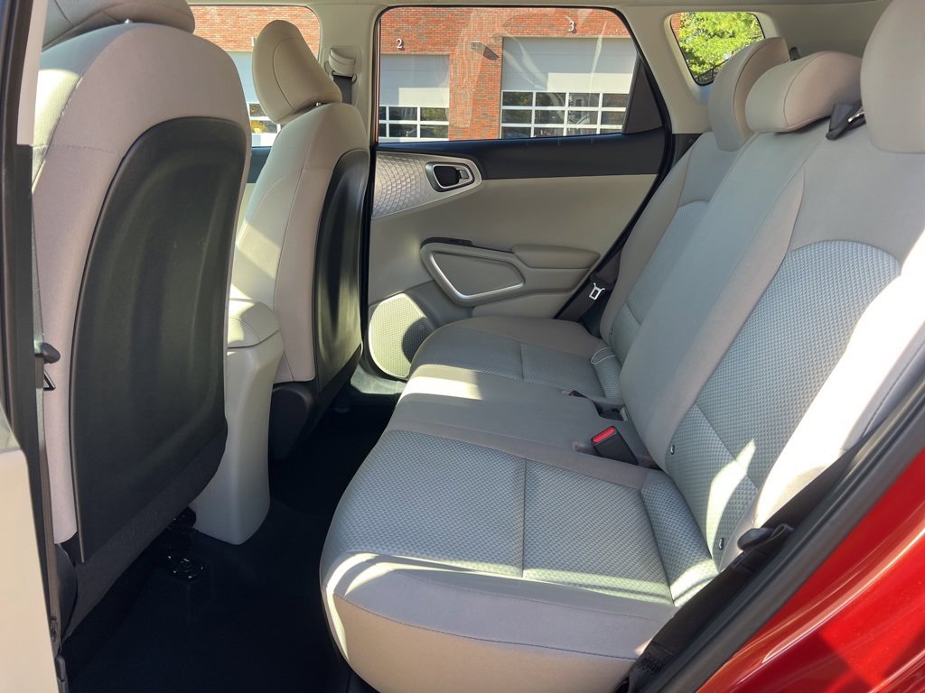 Used 2023 Kia Soul LX w/ LX Technology Package image 21