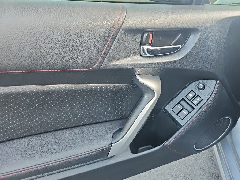 Used 2016 Scion FR-S RWD image 17