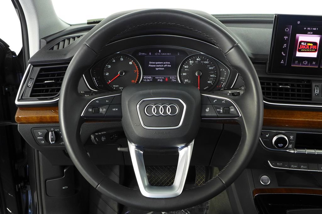 Used 2023 Audi Q5 2.0T Premium w/ Convenience Package AWD/4WD image 27